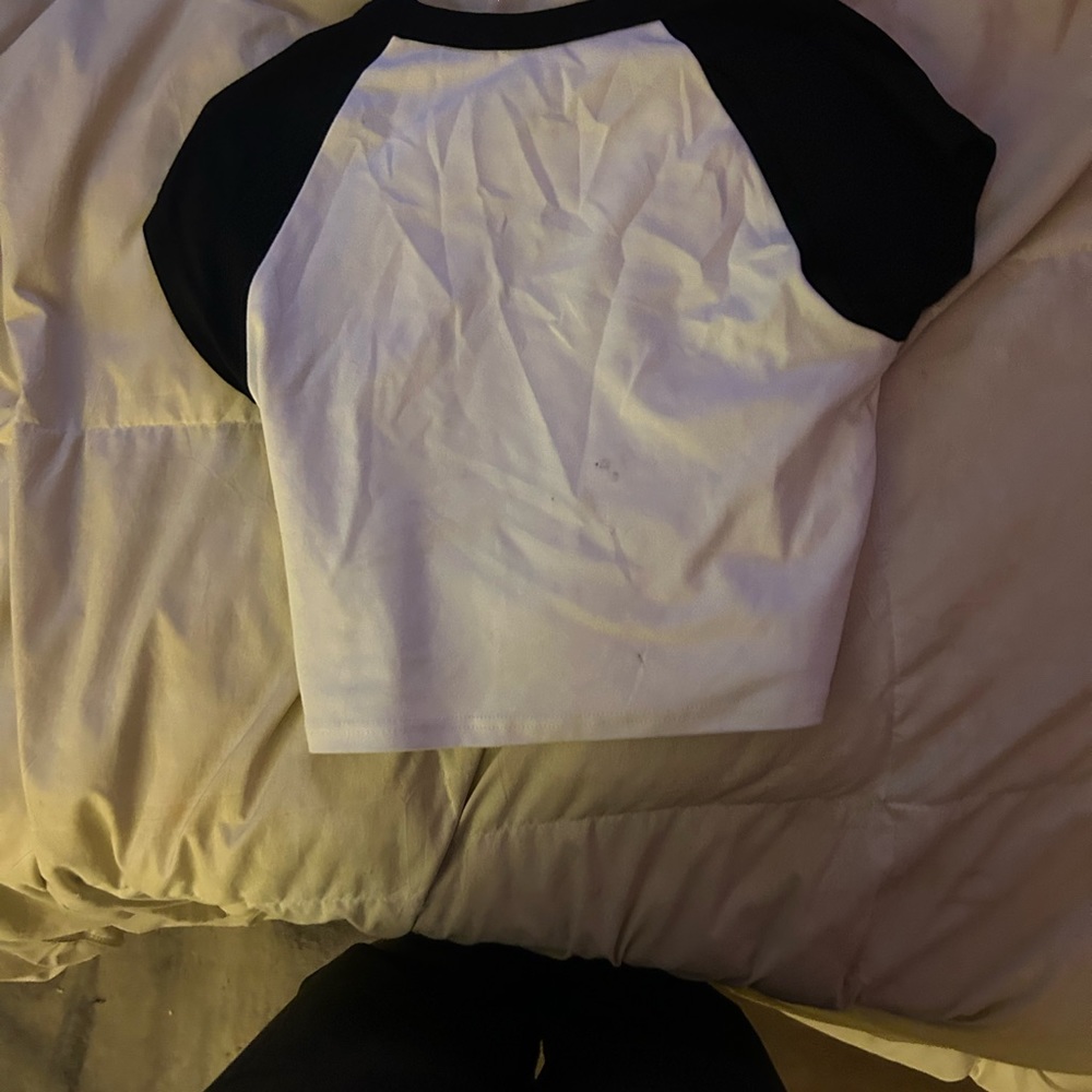 Koromi baby tee